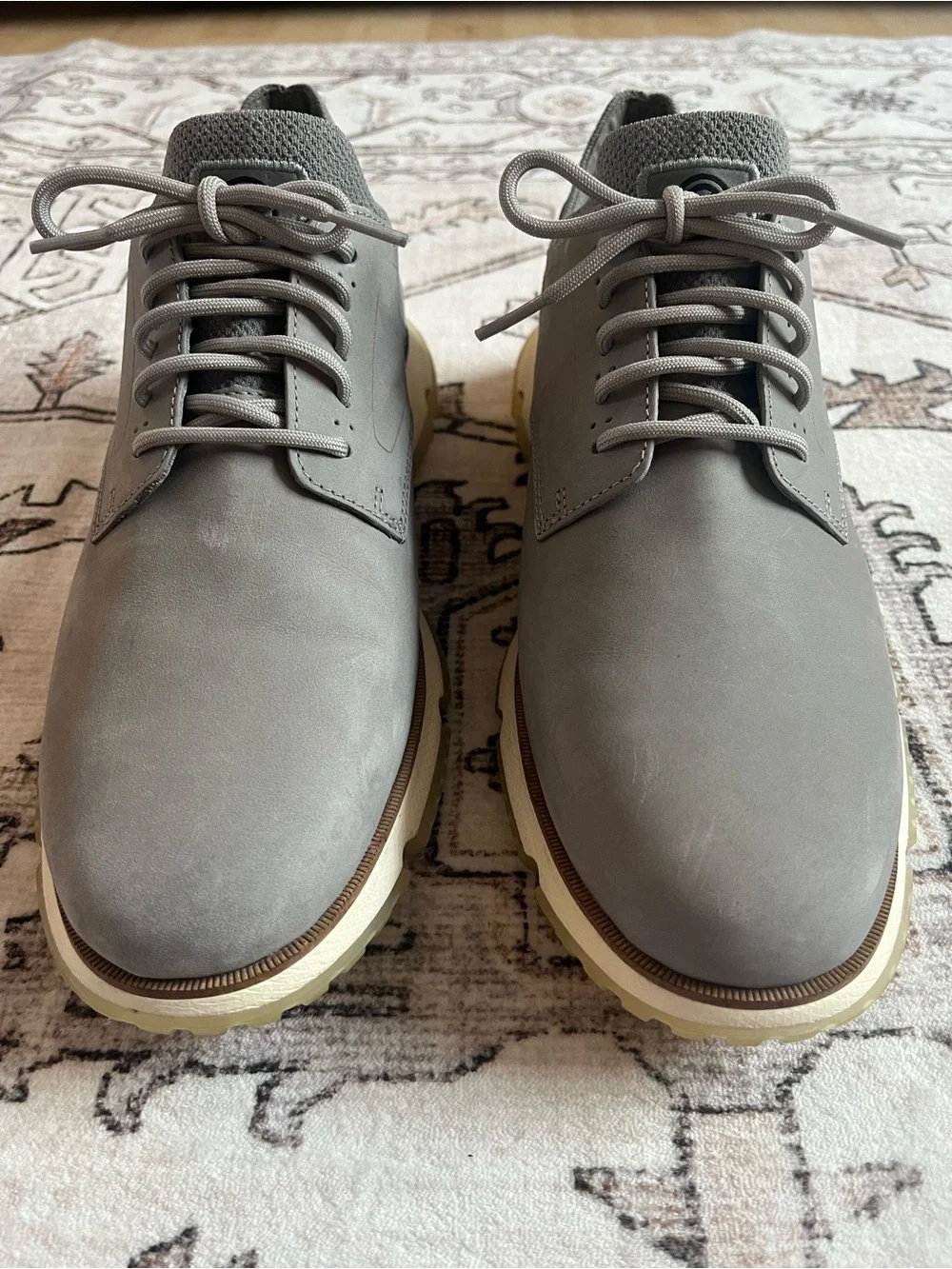 Cole Haan Nubuck Gray leather Men's Casual Lace-Up Oxfords